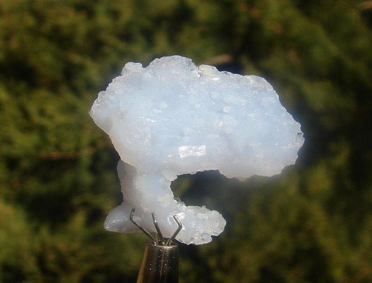 Holly Chalcedony for Energizing the Aura - Psychic Pathways