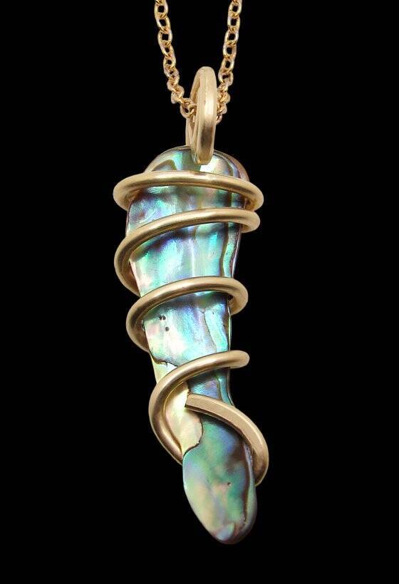 TW: 4.9 grams Abalone Pau Shell Pendant in Merlin's Gold #51